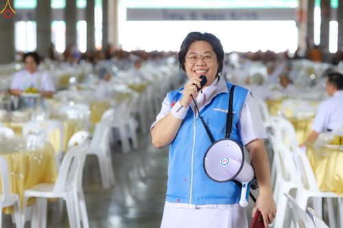 ภาพ No.325842:วันที่ 22 เมษายน พ.ศ.2569(วันคุ้มครองโลก) งานถวายมหาสังฆทาน 40,000 กว่าวัดทั่วประเทศ เจ้าหน้าที่ สาธุชน ร่วมใจจัดเตรียมภัตตาหารเพล (ชุด 2)