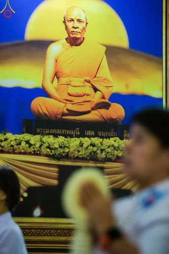 ภาพ No.154906:พิธีจุดประทีป, พิธีฉลองชัยสวดมนต์บทธัมมจักกัปปวัตนสูตร ณ มหารัตนวิหารคด วัดพระธรรมกาย วันอังคารที่ 17 กันยายน พ.ศ. 2567
