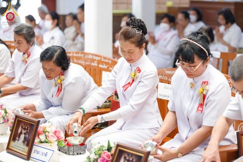 ภาพ No.202240:พิธีเจริญพระพุทธมนต์ ปฏิบัติธรรม มอบทุนการศึกษา ถวายสังฆทาน 108 วัด เพื่อถวายเป็นพุทธบูชา และขับเคลื่อนโครงการหมู่บ้านรักษาศีล 5 โดยคณะสงฆ์จังหวัดนครปฐม คณะศิษยานุศิษย์วัดพระธรรมกาย โครงการธรรมยาตรา ปีที่ 13 ณ วัดบางปลา อำเภอบางเลน จังหวัดนครปฐม