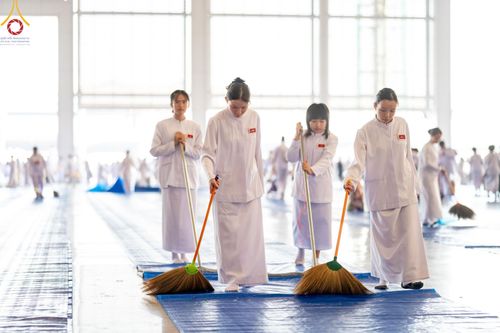 ภาพ No.186667:V.48 ผลงาน V-Peace ปลายปี 2567 ภาพโดย : ช่างภาพ V-Peace และ ช่างภาพศูนย์ภาพนิ่ง