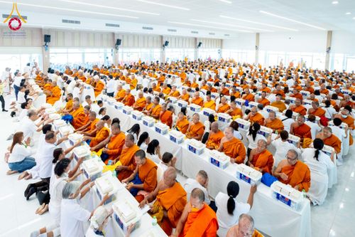 ภาพ No.226016:วันเสาร์ที่ 24 พฤษภาคม พ.ศ. 2568 พิธีถวายสังฆทาน 323 วัด ปีที่ 21 ครั้งที่ 177 พิธีมอบกองทุนหนุนแรงใจช่วยครูใต้ ปีที่ 18 ครั้งที่ 141 และพิธีทำบุญอุทิศส่วนกุศลให้ผู้วายชนม์ ณ ศูนย์ปฏิบัติธรรมภาคใต้ จ.สงขลา