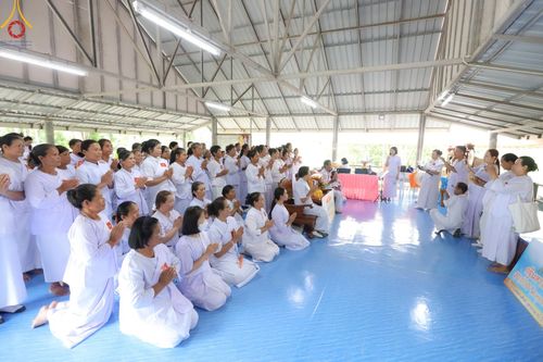 ภาพ No.158367:โครงการอบรมอุบาสก อุบาสิกาแก้ว  ตัวแทนทอดกฐิน 30,000 วัด ทั่วไทย บูชาธรรม 80 ปี หลวงพ่อธัมมชโย ระหว่างวันที่ 20-22 กันยายน พ.ศ. 2567 ณ จังหวัดบุรีรัมย์ รุ่นที่ 3