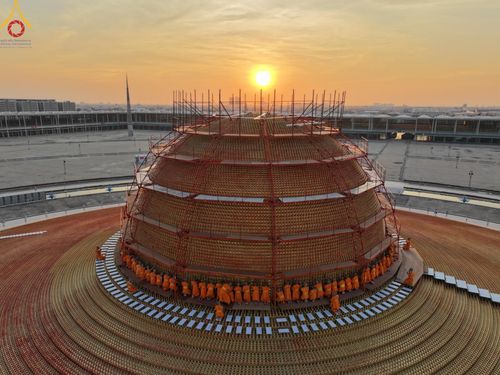 ภาพ No.194590:พิธีปฐมเริ่มสุวรรณรังสรรค์มหาธรรมกายเจดีย์ วันจันทร์ที่ 13 มกราคม พ.ศ. 2568 ณ มหาธรรมกายเจดีย์ วัดพระธรรมกาย จ.ปทุมธานี