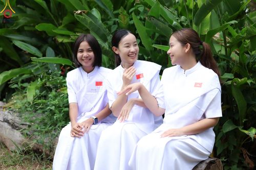 ภาพ No.155097:โครงการอุบาสกแก้ว อุบาสิกาแก้ว รุ่นที่ 2 ตัวแทนทอดกฐินสามัคคีทั่วไทย 30,000 วัด บูชาธรรม 80 ปี หลวงพ่อธัมมชโย จังหวัดบุรีรัมย์ ระหว่างวันที่ 13-15 กันยายน พ.ศ. 2567