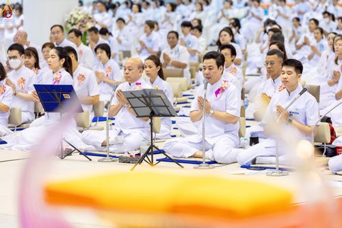 ภาพ No.277575:วันอาทิตย์ต้นเดือนที่ 7 ธันวาคม พ.ศ.2568 พิธีทอดผ้าป่าต้นสมบัติจักรพรรดิ ณ สภาธรรมกายสากล วัดพระธรรมกาย