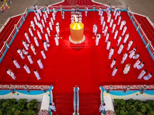 ภาพ No.149823:พิธีจุดเทียนใจ ไฟนิรันดร์ อนันตชัย วันอาทิตย์ที่ 25 สิงหาคม พ.ศ.2567 วัดพระธรรมกาย จ.ปทุมธานี