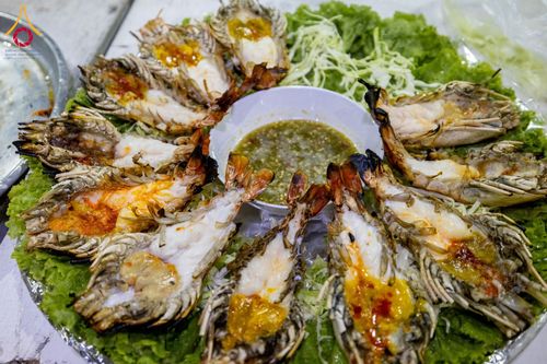 ภาพ No.121658:พิธีถวายภัตตาหารเป็นสังฆทาน แด่คณะพระธรรมยาตรา ปีที่ 12 วันที่ 31 มกราคม พ.ศ. 2567 ณ สภาธรรมกายสากล วัดพระธรรมกาย