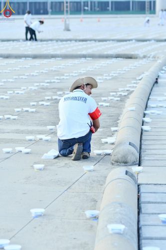 ภาพ No.58321:V.41 เทหมดใจ  ลุยต่อไป ร้อยซาวปี การเตรียมงาน การปฏิบัติงาน และการเก็บงาน ของเจ้าหน้าที่หน่วยงานต่างๆ เพื่อพิธีฉลองอายุวัฒนมงคล 80 ปี หลวงพ่อธัมมชโย และรับถวายมหาสังฆทาน 10,000 กว่าวัดทั่วประเทศ ในวันคุ้มครองโลก จันทร์ที่ 22 เมษายน พ.ศ. 2567