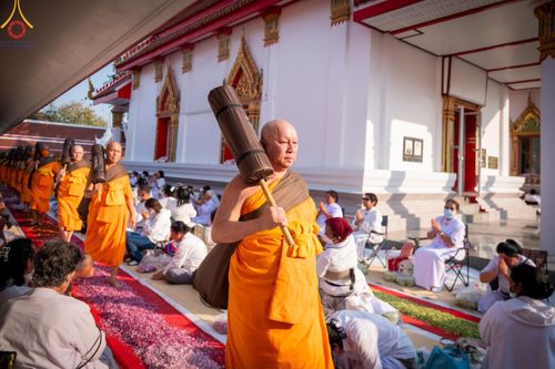 ภาพ No.110484:พิธีต้อนรับพระธรรมยาตรา ในโครงการธรรมยาตรากตัญญูบูชา มหาปูชนียาจารย์ พระมงคลเทพมุนี(สด จนฺทสโร) พระผู้ปราบมาร อนุสรณ์สถาน 7 แห่ง ปีที่ 12 วันที่ 11 มกราคม พ.ศ. 2567 ณ อนุสรณ์สถานลำดับที่ 3 สถานที่เกิดใหม่ในเพศสมณะ วัดสองพี่น้อง จ.สุพรรณบุรี