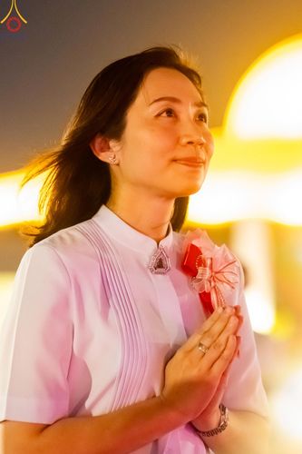 ภาพ No.160676:พิธีจุดประทีป 20,000 ดวง บูชาพระมหาธรรมกายเจดีย์ และบูชาพระมงคลเทพมุนี (สด จนฺทสโร) พระผู้ปราบมาร ณ ลานธรรม พระมหาธรรมกายเจดีย์ วัดพระธรรมกาย จ.ปทุมธานี วันที่ 10 ตุลาคม พ.ศ. 2567