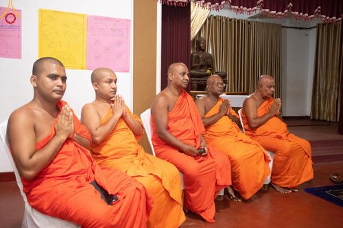 ภาพ No.142006:PhotoStory มหาศรัทธา ธรรมยาตราศรีลังกา EP.7 พิธีจุดวิสาขประทีป 6 วัด ถวายเป็น พุทธบูชา  โครงการสยาม-ลังกา ธรรมยาตรา  ฉลองเทศกาลวิสาขบูชาแห่งชาติ ศรีลังกา วันที่ 16 เดือนมิถุนายน พ.ศ. 2567