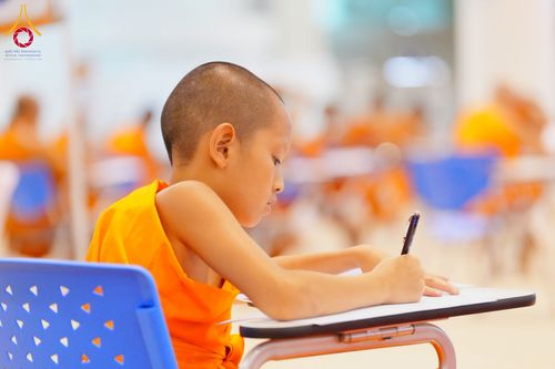 ภาพ No.219793:วันที่ 22-24 เมษายน พ.ศ. 2568 สอบบาลีสนามหลวง ครั้งที่ 2 คณะสงฆ์ภาค 1 (นนทบุรี, ปทุมธานี, สมุทรปราการ) สนามสอบวัดพระธรรมกาย อำเภอคลองหลวง จังหวัดปทุมธานี