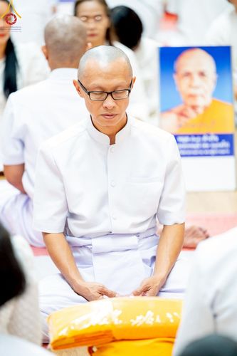 ภาพ No.217045:วันเสาร์ที่ 12 เมษายน พ.ศ. 2568 พิธีเวียนประทักษิณรอบพระมหาธรรมกายเจดีย์  พิธีวันทาเจดีย์ พิธีขอขมาและมอบผ้าไตร ในโครงการอุปสมบทหมู่ บูชาธรรมหลวงพ่อธัมมชโย, โครงการธรรมทายาท ระดับอุดมศึกษา รุ่นที่ 52 ,  โครงการบวชพระนานาชาติ AEC & WAB CEO รุ่นที่ 4 , ณ ว