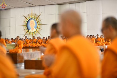 ภาพ No.157762:พิธีถวายภัตตาหารเมนูสวรรค์ ในพรรษาแห่งการเข้าถึงธรรม วันเสาร์ที่ 28 กันยายน พ.ศ. 2567 ณ หอฉันคุณยายอาจารย์ฯ วัดพระธรรมกาย