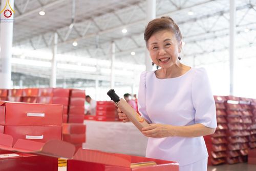 ภาพ No.212119:วันจันทร์ที่ 17 มีนาคม พ.ศ. 2568 บุญบรรจุกล่องไทยธรรม เพื่อถวายแด่พระสังฆาธิการ 40,000 กว่าวัดทั่วไทย ในวันคุ้มครองโลก 22 เมษายน พ.ศ. 2568 ณ บ้านแก้วเรือนทองคุณยายฯ วัดพระธรรมกาย