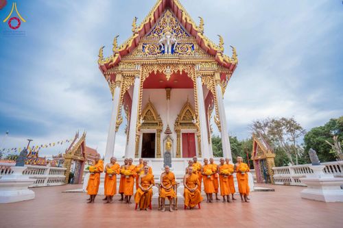 ภาพ No.278337:วันศุกร์ที่ 5 ธันวาคม พ.ศ. 2568 (วันพ่อแห่งชาติ) พิธีบรรพชาอุปสมบทหมู่ธรรมทายาท จำนวน 16 รูป โครงการบรรพชาอุปสมบทหมู่ รุ่นบูชาธรรมมหาปูชนียาจารย์ ประจำปี 2568  ณ ศูนย์ปฏิบัติธรรมและอบรมเยาวชนพระนครศรีอยุธยา จ.พระนครศรีอยุธยา