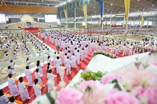 ภาพ No.244021:วันอาทิตย์ที่ 7 กันยายน พ.ศ. 2568 พิธีทอดผ้าป่าสมทบกฐินวัดพระธรรมกาย และสมทบกฐิน 30,000 วัดทั่วไทย ครั้งที่ 2 ณ ห้องแก้วสารพัดนึก 1 วัดพระธรรมกาย