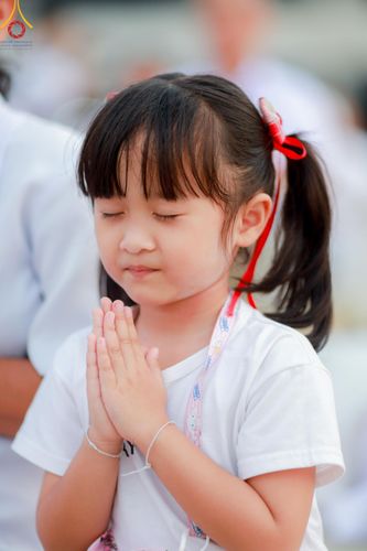 ภาพ No.122068:พิธีจุดประทีปถวายเป็นพุทธบูชา และบูชาธรรมมหาปูชนียาจารย์ พระมงคลเทพมุนี(สด จนฺทสโร) ในโครงการธรรมยาตรา กตัญญูบูชา มหาปูชนียาจารย์ พระมงคลเทพมุนี(สด จนฺทสโร) พระผู้ปราบมาร อนุสรณ์สถาน 7 แห่ง ปีที่ 12 วันที่ 31 มกราคม พ.ศ. 2567 ณ วัดพระธรรมกาย จ.ปทุมธานี