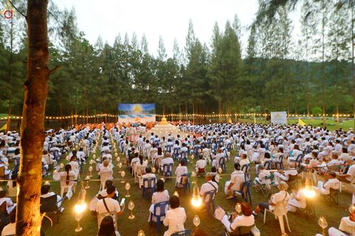 ภาพ No.238440:วันเสาร์ที่ 9 สิงหาคม พ.ศ. 2568 พิธีกลั่นแผ่นดิน โปรยทราย และจุดประทีปถวายเป็นพุทธบูชา จ.ระยอง สถาปนาองค์พระเจดีย์เพื่อสร้างสันติภาพโลก ณ ศูนย์ปฏิบัติธรรมระยอง(บ้านช่องลม) ต.บางบุตร อ.บ้านค่าย จ.ระยอง