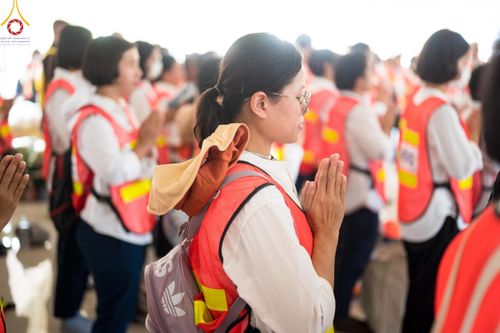 ภาพ No.110087:V.8 พลังทีม การเตรียมงาน เก็บงาน การรับบุญของเจ้าหน้าที่หน่วยงานต่างๆ เพื่อโครงการธรรมยาตรา กตัญญูบูชามหาปูชนียาจารย์ พระมงคลเทพมุนี (สด จนฺทสโร) พระผู้ปราบมาร อนุสรณ์สถาน 7 แห่ง ปีที่ 12 ระหว่างวันที่ 2 - 31 มกราคม พ.ศ.2567