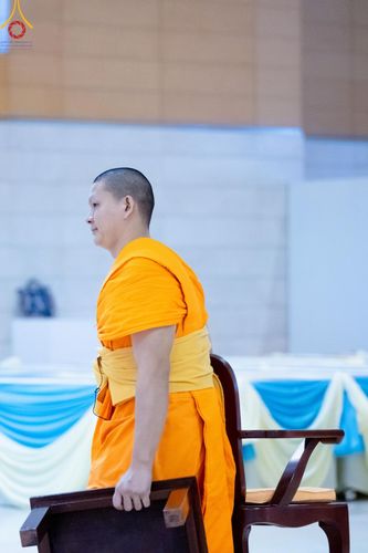 ภาพ No.146184:วันมหารำลึก ครั้งที่ 34 พิธีร่วมรำลึกถึงนักสร้างบารมีที่ล่วงลับไปแล้ว , พิธีสวดพระพุทธมนต์ ณ ห้องแก้วสารพัดนึก 1 วัดพระธรรมกาย วันเสาร์ที่ 27 กรกฎาคม พ.ศ. 2567