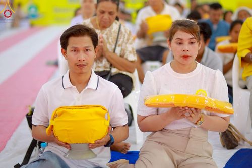 ภาพ No.213876:วันเสาร์ที่ 29 มีนาคม พ.ศ. 2568 พิธีตัดปอยผม ขอขมาผู้ปกครอง มอบบาตร-ผ้าไตร และพิธีบรรพชาสามเณร ณ ศูนย์ปฏิบัติธรรมจังหวัดระยอง (บ้านช่องลม) ต.บางบุตร อ.บ้านค่าย จ.ระยอง