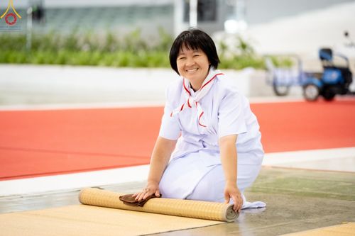 ภาพ No.134668:V.35 เพื่อบุญต้นเดือน การรับบุญของเจ้าหน้าที่หน่วยงานต่างๆ เพื่องานบุญวันอาทิตย์ต้นเดือน ณ วัดพระธรรมกาย วันที่ 7 เมษายน พ.ศ. 2567