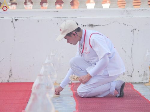 ภาพ No.205546:V.53 สารพัดV สารพัดดี ที่วัดโบสถ์บน ในโครงการธรรมยาตรา กตัญญูบูชา มหาปูชนียาจารย์ พระมงคลเทพมุนี(สด จนฺทสโร) พระผู้ปราบมาร อนุสรณ์สถาน 7 แห่ง ปีที่ 13 ระหว่างวันที่ 2-31 มกราคม พ.ศ. 2568