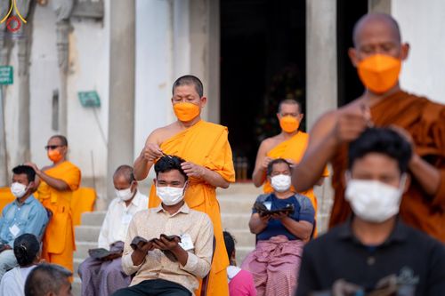 ภาพ No.127690:Photo Story ปฐมบรรพชาชาวพุทธมาร์มา Episode 2/5 วันที่ 6-7 กุมภาพันธ์ พ.ศ. 2567  โครงการบรรพชาครั้งประวัติศาสตร์ แห่งเทือกเขาจิตตะกอง  ครั้งแรกของชาวพุทธมาร์มา บังกลาเทศ บูชาธรรม 80 ปีหลวงพ่อธัมมชโย ณ วัดธัมจักร อรัญกุฏิ เมืองรัมการ์ คาร์กาชารี บังกลาเทศ