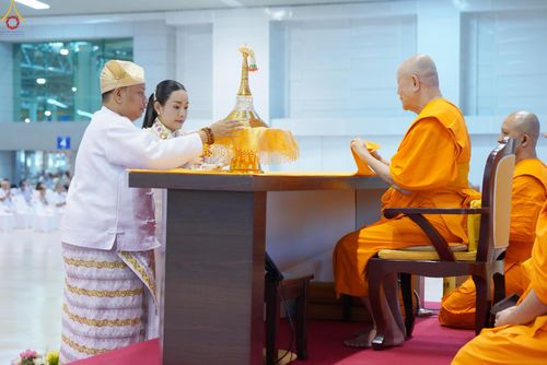 ภาพ No.327748:วันที่ 3 พฤษภาคม พ.ศ.2569 พิธีรับมอบพระบรมสารีริกธาตุ จากสาธารณรัฐแห่งสหภาพเมียนมา ณ ห้องแก้วสารพัดนึก วัดพระธรรมกาย