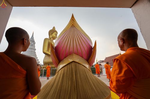 ภาพ No.300047:วันที่ 22 มกราคม พ.ศ.2569 พระธรรมยาตราปฏิบัติธรรม และถ่ายภาพหมู่ประวัติศาสตร์ ณ อาคารธรรมยาตรา กตัญญูบูชามหาปูชนียาจารย์  ตรงข้ามวัดปากน้ำภาษีเจริญ จ.กรุงเทพมหานคร ในโครงการธรรมยาตรา กตัญญูบูชา มหาปูชนียาจารย์ พระมงคลเทพมุนี(สด จนฺทสโร) พระผู้ปราบมาร อนุ