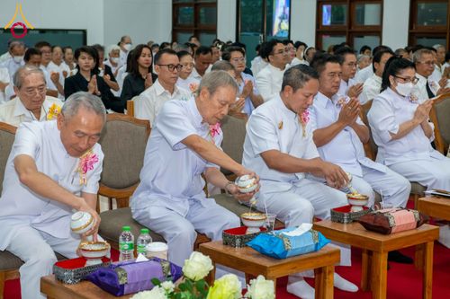 ภาพ No.314720:วันเสาร์ที่ 21 มีนาคม พ.ศ. 2569 พิธีบำเพ็ญกุศล คุณพ่อณรงค์ จินตมากุล  สิริอายุ 99 ปี 11 เดือน โยมบิดา พระครูปลัดรัตนวีรวัฒน์ (รังสฤษดิ์ อิทฺธิจินตโก) ที่ปรึกษาเจ้าคณะจังหวัดปทุมธานี เจ้าอาวาสวัดพระธรรมกาย  ณ ห้องปลูกศรัทธา 2 วัดพระธรรมกาย ปทุมธานี