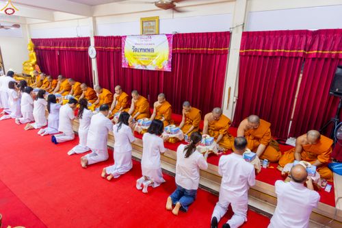 ภาพ No.291600:วันที่ 9 มกราคม พ.ศ. 2569 พิธีทอดผ้าป่าทำนุบำรุงศาสนสถาน ณ วัดเทพพล แขวงบางพรม เขตตลิ่งชัน กรุงเทพมหานคร ในโครงการธรรมยาตรา กตัญญูบูชา มหาปูชนียาจารย์ พระมงคลเทพมุนี(สด จนฺทสโร) พระผู้ปราบมาร อนุสรณ์สถาน 7 แห่ง ปีที่ 14