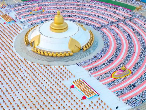 ภาพ No.302478:วันที่ 24 มกราคม พ.ศ. 2569 พิธีตักบาตรพระธรรมยาตรา ณ อนุสรณ์สถานลำดับที่ 5 สถานที่เผยแผ่วิชชาธรรมกายครั้งแรก อนุสรณ์สถานบางปลา วัดบางปลา อำเภอบางเลน จังหวัดนครปฐม ในโครงการธรรมยาตรา กตัญญูบูชา มหาปูชนียาจารย์ พระมงคลเทพมุนี(สด จนฺทสโร) พระผู้ปราบมาร อนุส