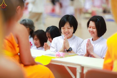 ภาพ No.153358:พิธีมุทิตาสักการะ พระภิกษุ-สามเณร ผู้สอบไล่ได้เปรียญธรรม ประโยค 1-2 ถึงประโยค ป.ธ.9 และบาลีศึกษา ประโยค1-2 ถึง บ.ศ.9 , พิธีมอบดวงแก้วสามเณรผู้ทรงบาลีไวยากรณ์ วัดพระธรรมกาย และ ศูนย์ส่งเสริมศีลธรรมในประเทศและต่างประเทศ วันอาทิตย์ที่ 8 กันยายน พ.ศ.2567