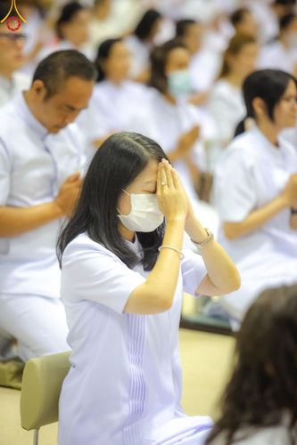 ภาพ No.137329:พิธีตักบาตร และปฏิบัติธรรม ในวันวิสาขบูชา วันพุธที่ 22 พฤษภาคม พ.ศ. 2567 ( วันพระขึ้น15 ค่ำ เดือน 6 ) ณ วัดพระธรรมกาย จ.ปทุมธานี