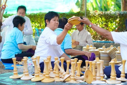 ภาพ No.115936:V.15 สามัคคี การเตรียมงาน เก็บงาน การรับบุญของเจ้าหน้าที่หน่วยงานต่างๆ เพื่อโครงการธรรมยาตรา กตัญญูบูชามหาปูชนียาจารย์ พระมงคลเทพมุนี (สด จนฺทสโร) พระผู้ปราบมาร อนุสรณ์สถาน 7 แห่ง ปีที่ 12 ระหว่างวันที่ 2 - 31 มกราคม พ.ศ.2567