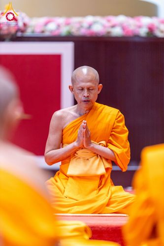 ภาพ No.256346:วันที่ 4 ตุลาคม พ.ศ. 2568 พิธีบรรพชาอุปสมบท  โครงการอุปสมบทหมู่บูชาธรรม 141 ปี  พระมงคลเทพมุนี (สด จนฺทสโร) ณ โบสถ์พระไตรปิฏก วัดพระธรรมกาย จ.ปทุมธานี