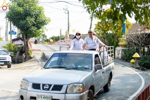 ภาพ No.117114:V.16 เป็นทีม การเตรียมงาน เก็บงาน การรับบุญของเจ้าหน้าที่หน่วยงานต่างๆ เพื่อโครงการธรรมยาตรา กตัญญูบูชามหาปูชนียาจารย์ พระมงคลเทพมุนี (สด จนฺทสโร) พระผู้ปราบมาร อนุสรณ์สถาน 7 แห่ง ปีที่ 12 ระหว่างวันที่ 2 - 31 มกราคม พ.ศ. 2567