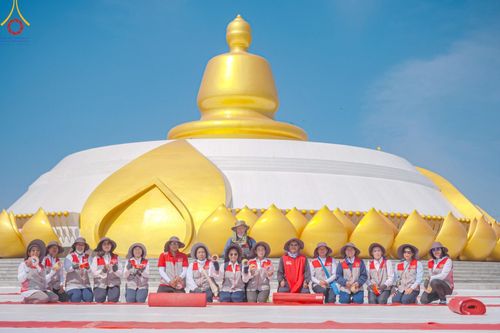 ภาพ No.206707:V.54 สารพัดV สารพัดดี ที่บางปลา ในโครงการธรรมยาตรา กตัญญูบูชา มหาปูชนียาจารย์ พระมงคลเทพมุนี(สด จนฺทสโร) พระผู้ปราบมาร อนุสรณ์สถาน 7 แห่ง ปีที่ 13 ระหว่างวันที่ 2-31 มกราคม พ.ศ. 2568