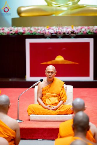 ภาพ No.244945:วันเสาร์ที่ 6 กันยายน พ.ศ. 2568 พิธีถวายบาตร บรรพชา อุปสมบทของนาคธรรมทายาท โครงการอุปสมบทหมู่บูชาธรรมครบรอบ 108 ปี  วันครูผู้ค้นพบวิชชาธรรมกาย ณ โบสถ์พระไตรปิฎก วัดพระธรรมกาย