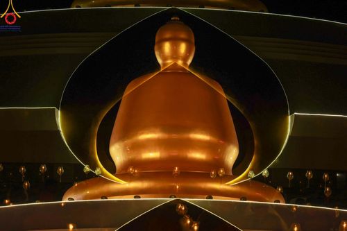 ภาพ No.118346:พิธีจุดประทีปถวายเป็นพุทธบูชา และบูชาธรรมมหาปูชนียาจารย์ พระมงคลเทพมุนี(สด จนฺทสโร) วันที่ 24 มกราคม พ.ศ. 2567 ณ อนุสรณ์สถานบางปลา อ.บางเลน จ.นครปฐม