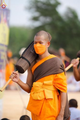 ภาพ No.129165:พระธรรมยาตราเดินธรรมยาตรา ณ ชุมชนรอบศูนย์ปฏิบัติธรรมภาคใต้ อ.บางกล่ำ จ.สงขลา วันที่ 10 มีนาคม พ.ศ. 2567