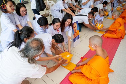 ภาพ No.141495:พิธีบรรพชาอุปสมบท โครงการอุปสมบทหมู่รุ่นผู้บริหาร รุ่นที่ 14 โครงการอุปสมบทหมู่ธรรมทายาท ระดับอุดมศึกษา รุ่นที่ 51 ภาคฤดูฝน ณ โบสถ์พระไตรปิฎก วัดพระธรรมกาย ในวันเสาร์ที่ 15 มิถุนายน พ.ศ. 2567