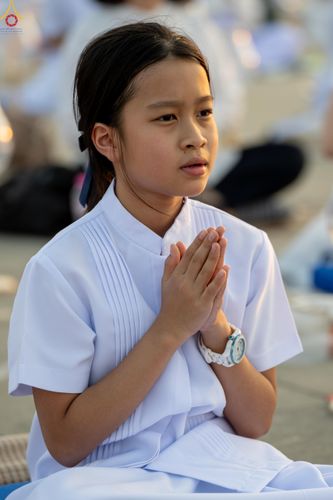 ภาพ No.307481:วันที่ 31 มกราคม พ.ศ. 2569 พิธีจุดประทีปธรรมถวายเป็นพุทธบูชา  และบูชาธรรมมหาปูชนียาจารย์ (ภาพชุดที่ 2) ณ วัดพระธรรมกาย ปทุมธานี ในโครงการธรรมยาตรา กตัญญูบูชา มหาปูชนียาจารย์ พระมงคลเทพมุนี(สด จนฺทสโร) พระผู้ปราบมาร อนุสรณ์สถาน 7 แห่ง ปีที่ 14