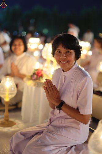 ภาพ No.302338:วันที่ 23 มกราคม พ.ศ. 2569 พิธีจุดประทีปธรรมถวายเป็นพุทธบูชา (ภาพชุดที่ 2) และบูชาธรรมมหาปูชนียาจารย์  ณ อนุสรณ์สถานลำดับที่ 5 สถานที่เผยแผ่วิชชาธรรมกายครั้งแรก อนุสรณ์สถานบางปลา วัดบางปลา อำเภอบางเลน จังหวัดนครปฐม ในโครงการธรรมยาตรา กตัญญูบูชา มหาปูชนีย