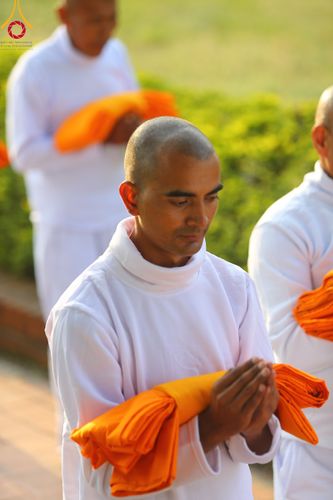 ภาพ No.314081:วันจันทร์ที่ 16 มีนาคม พ.ศ. 2569 พิธีเวียนเทียนประทักษิณ และพิธีบรรพชาสามเณร 500 รูป ณ วิหารมายาเทวี ประเทศเนปาล