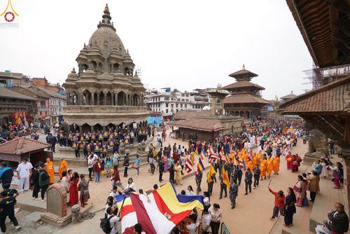 ภาพ No.77658:พิธีตัดปอยผมและปลงผมนาคธรรมทายาท ในโครงการบรรพชาสามเณรหมู่ ประเทศเนปาล วันที่ 11 มีนาคม พ.ศ.2566