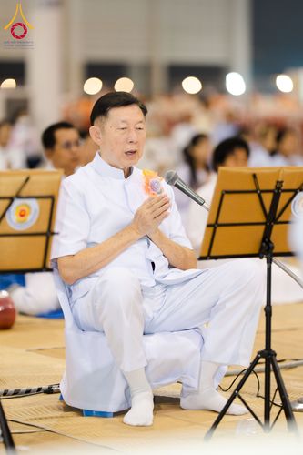 ภาพ No.306938:วันที่ 31 มกราคม พ.ศ. 2569 พิธีถวายภัตตาหารเป็นสังฆทาน แด่พระธรรมยาตรา ณ วัดพระธรรมกาย  จังหวัดปทุมธานี ในโครงการธรรมยาตรา กตัญญูบูชา มหาปูชนียาจารย์ พระมงคลเทพมุนี(สด จนฺทสโร) พระผู้ปราบมาร อนุสรณ์สถาน 7 แห่ง ปีที่ 14