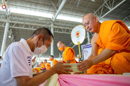 ภาพ No.81167:พิธีถวายหนังสือธรรมะ บาลี นักธรรม ทางก้าวหน้า วันเสาร์ที่ 27 พฤษภาคม พ.ศ. 2566 ณ บ้านแก้วเรือนทองคุณยายอาจารย์ฯ สภาธรรมกายสากล